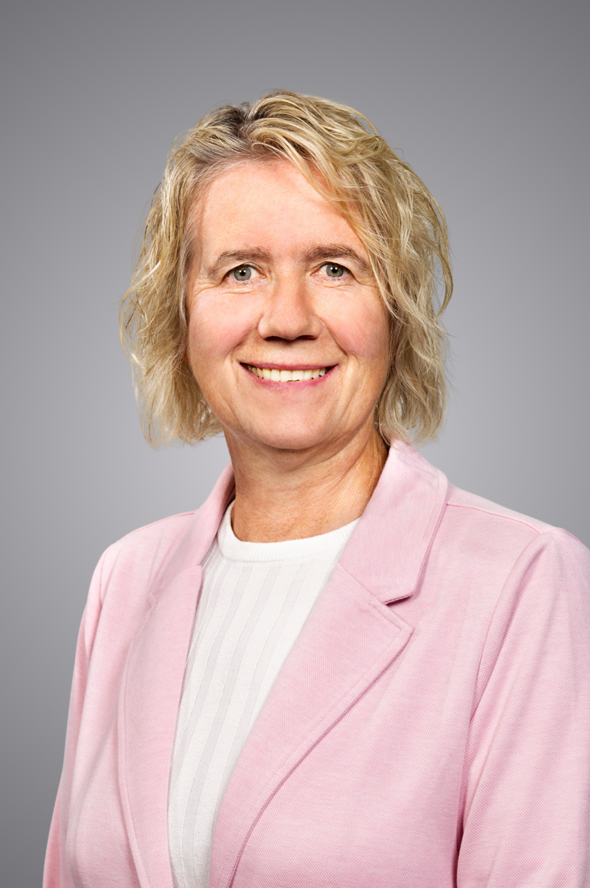 Karin Tavano h